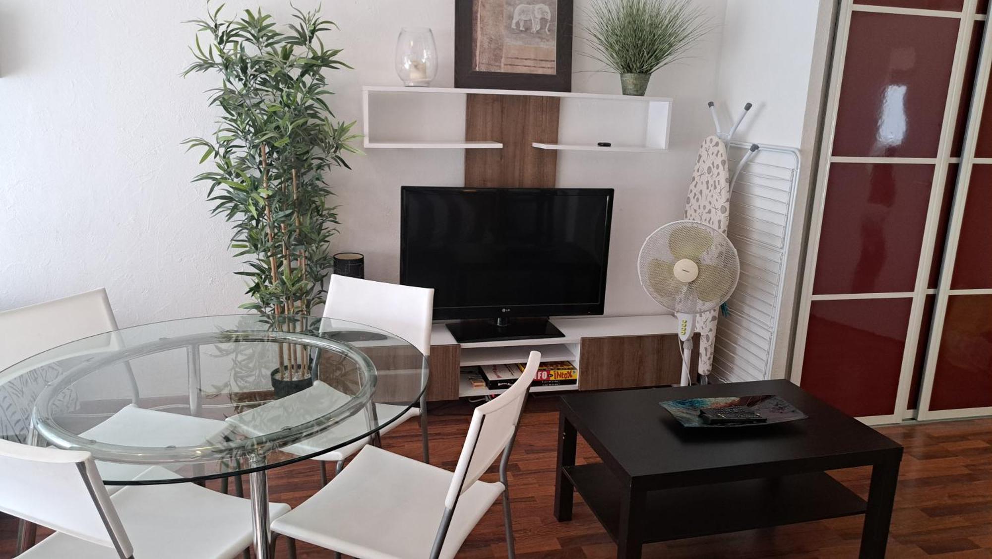 Studio Cosy 33 M² Limite Lyon. Parking Privatif. Bron Ngoại thất bức ảnh